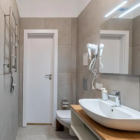 Dandelion Apartments Gertrudes Рига Экстерьер фото