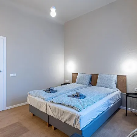 Dandelion Apartments Gertrudes Рига Экстерьер фото